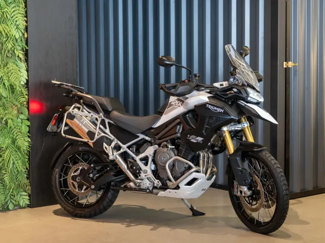 TRIUMPH TIGER 1200 RALLY PRO 2023