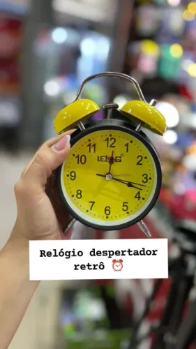 Relógio despertador vintage amarelo