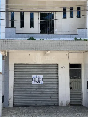 Casa de 2 Andares (Bairro América)