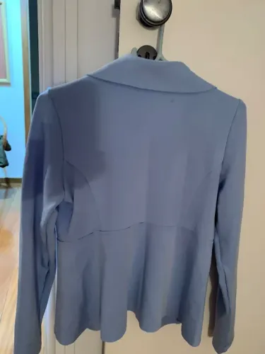 Blazer de neoprene azul 