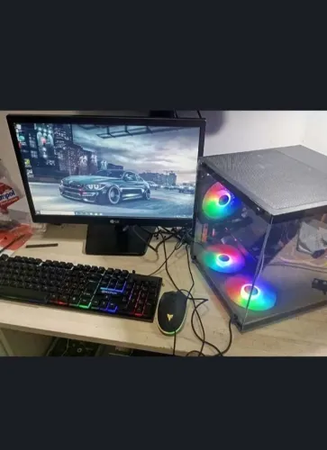 Pc gamer aquário lindo , completo