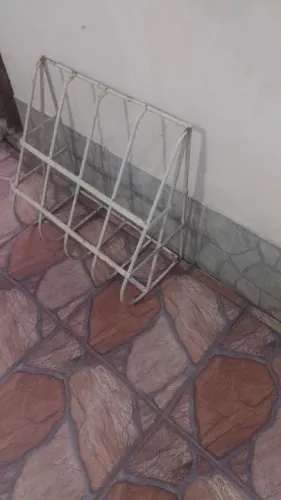 Suporte de Ferro para janela