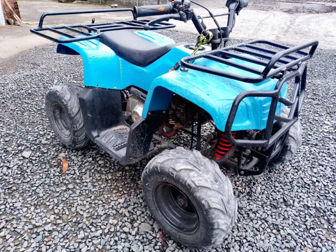 Quadriciclo 110 cc 4 tempo troco por mini moto 