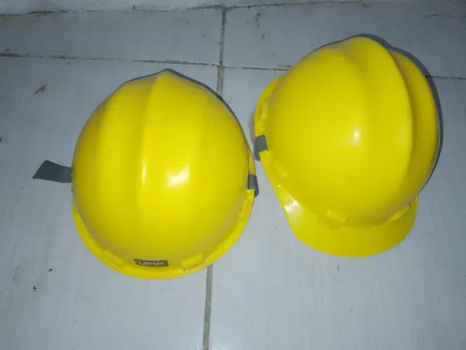 2 Capacetes de Segurança Amarelo