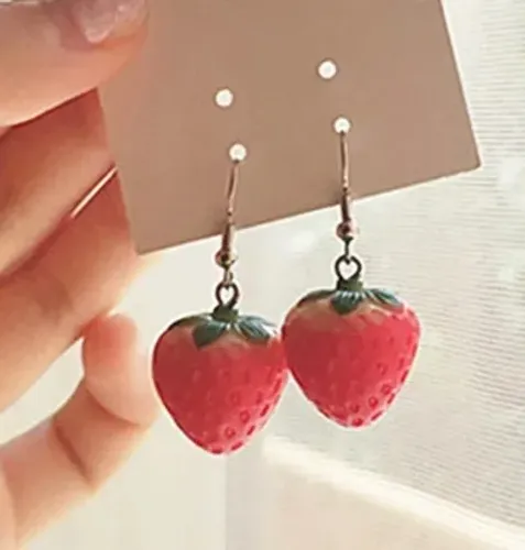 Brincos Morango do Amor 3D Hiper Realista