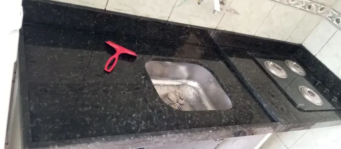 Pias e bancadas sob medidas 