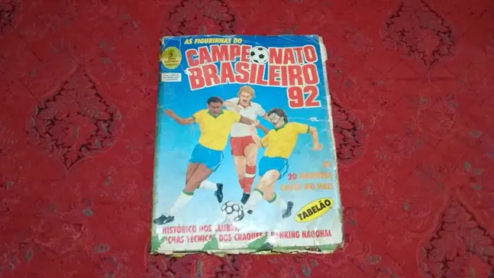 ALBUM DE FIGURINHAS CAMPEONATO BRASILEIRO 1992 COMPLETO