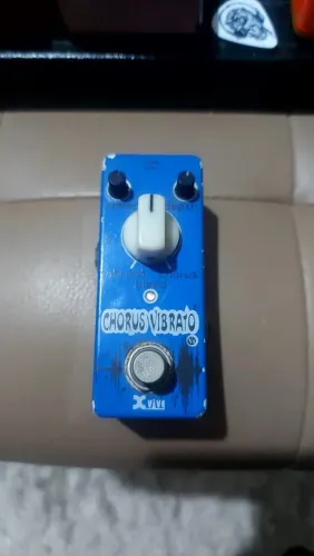 Pedal chorus / vibrato Xvive 
