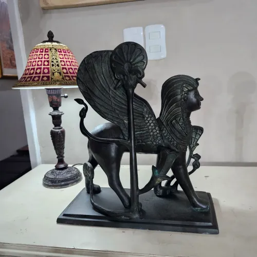 Antiguidades, escultura bronze esfinge antiga, decoração 