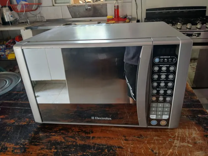 Microondas Electrolux 31 litros inox espelhado 