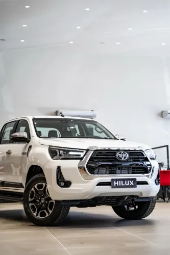HILUX CABINE DUPLA SRX PLUS 4X4 DIESEL 25/25 AUTO