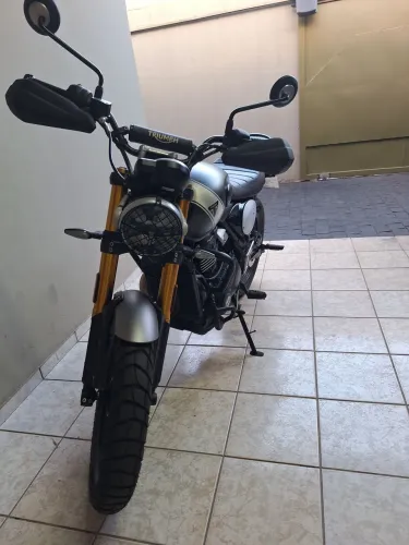 Scrambler 400X impecável, estado de zero