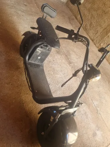 Scooter eletrica 