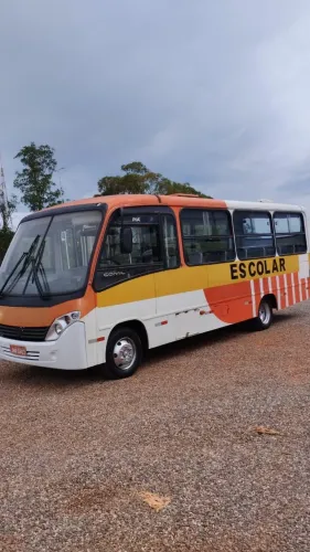 Micro ônibus COMIL 2008