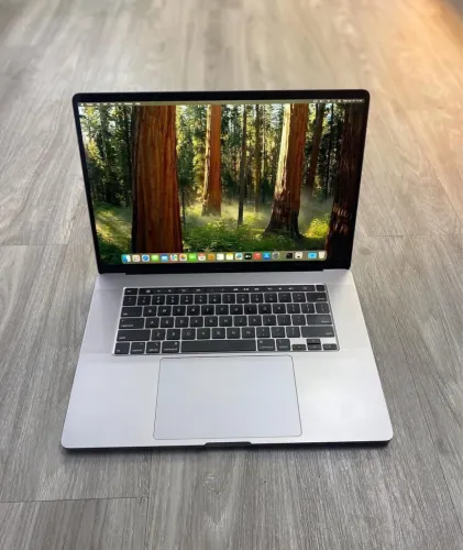 Promoção MacBook Pro I7 2019