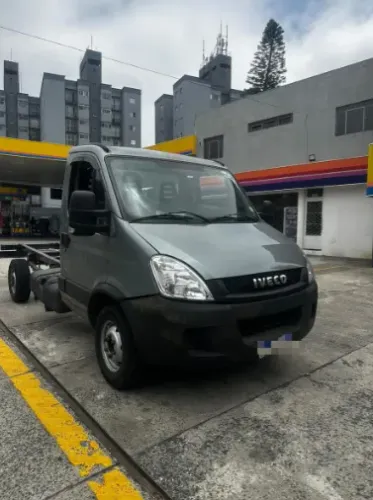 Iveco 3.0 Diesel 35s14 2019