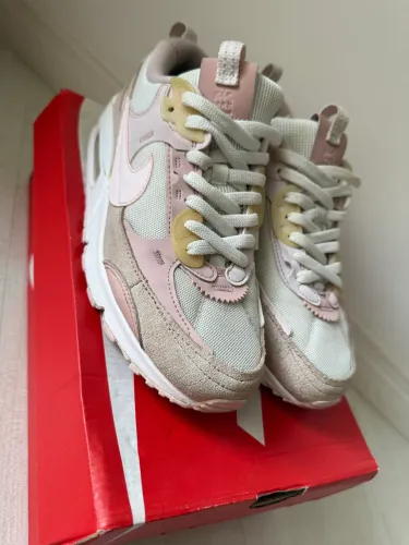 Nike Air Max 90 - Bege e Rosa TAM 37