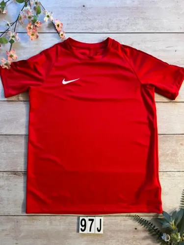 Camiseta Nike Dri Fit 11 a 12 anos