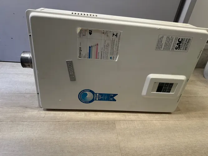 Aquecedor de água a gás Bosch
