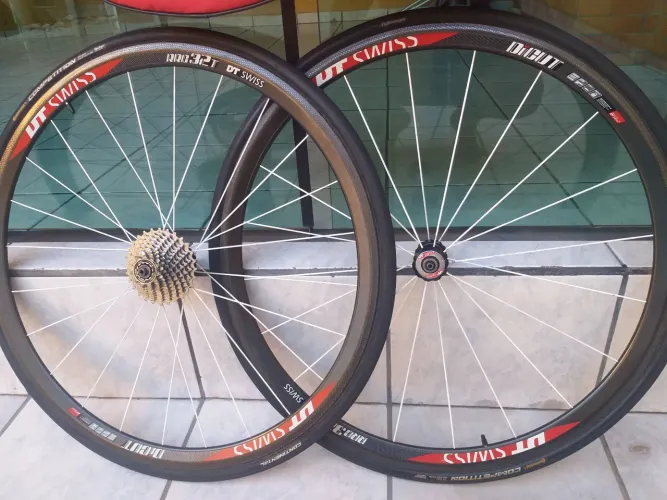 Rodas de carbono DT Swiss 
