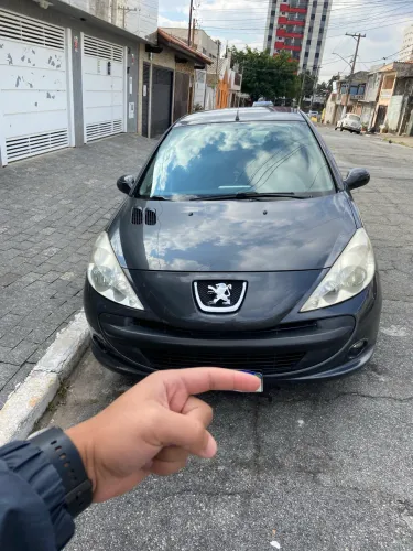 Peugeot 207 XR Sport 1.4 Flex 8V 5P 2011