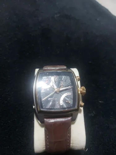 Relógio de Luxo World Timer - Sofisticação, Exclusividade e Raridade 