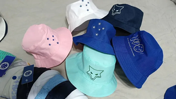 Bucket chapéu Cruzeiro