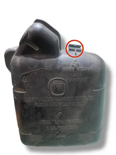Tampa Caixa Fusível Fiat Uno/mobi/siena/argo 2021 51877297 com detalhe