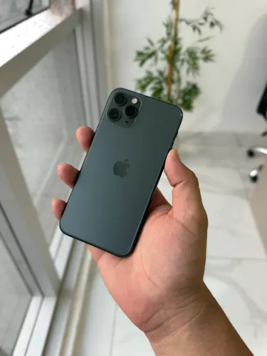 iPhone 11 pro 64 gigas semi novos