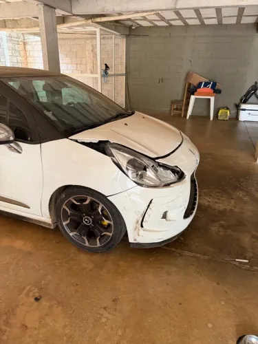 Citroen DS3 1.6 Turbo 16V 3P Mec. 2013