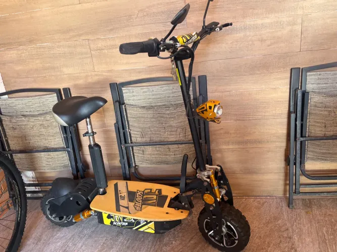 Vendo scooter elétrica