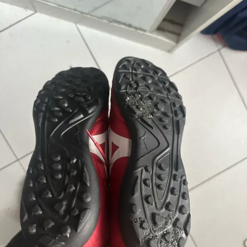 Chuteira mizuno