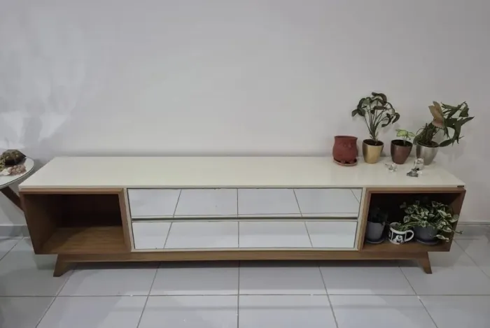 Vendo rack em excelente estado - com marcas de uso 2.20 X 0.35