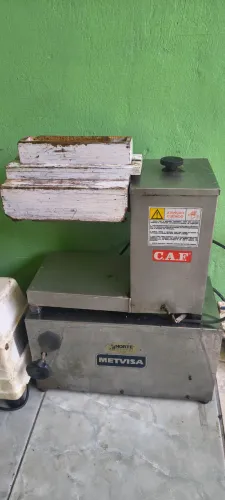 Moedor e amaciador de carne