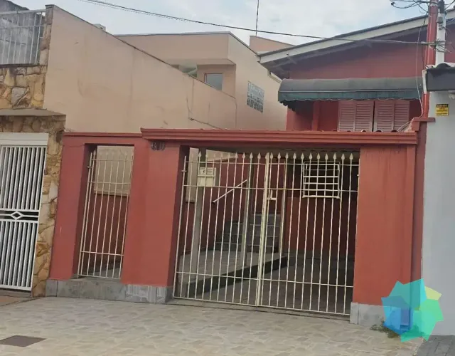 Vendo casa próxima à Rodoviária de Salto Ótima localização!