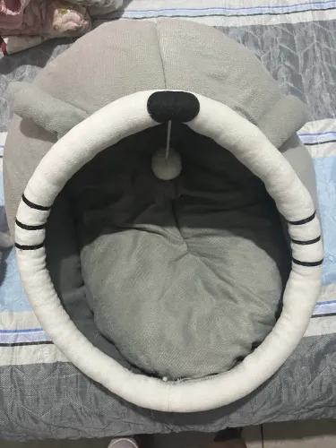 ? Caminha/Toca para Gato à Venda ?