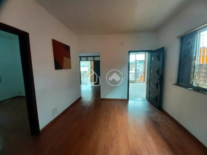 Casa com 4 quartos à venda, 320 m² por R$ 650.000 - Nova Granada - Belo Horizonte/MG