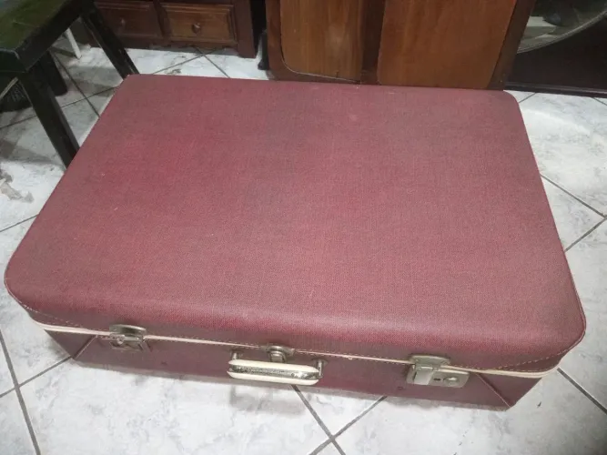 Mala antiga