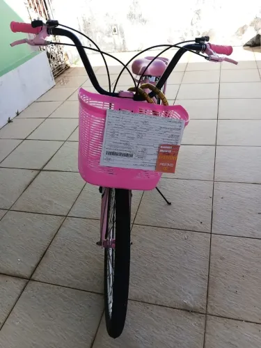 Bicicleta em estado de nova.