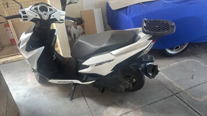 Honda Elite 125 novinha