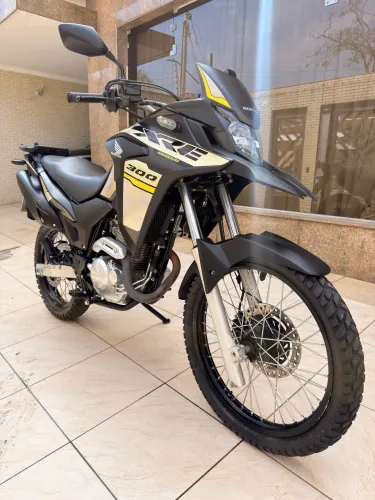 Xre 300 adventure 
