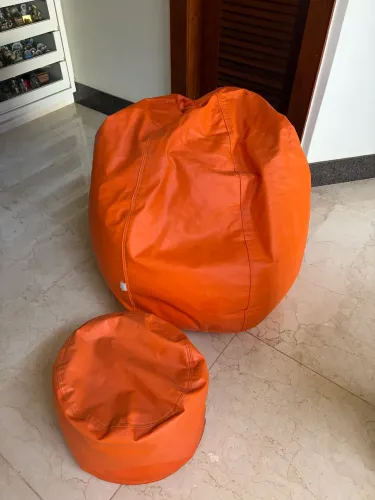 Kit Puff Gota Gigante + Puff Apoio de Pés Laranja - Perfeito Estado