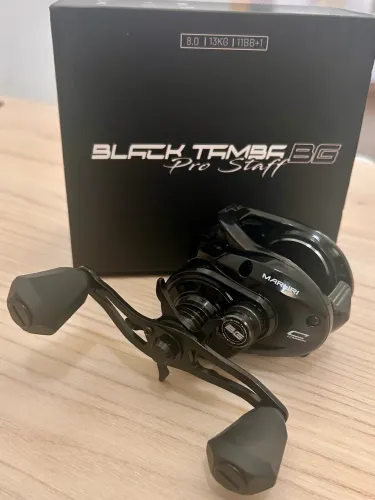 Carretilha Maruri Black Tamba BG Pro Staff Esquerda -Versão Exclusiva