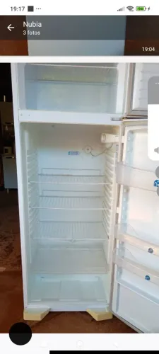 Geladeira Dako bom estado de conservação só falta a gaveta de baixo fone *