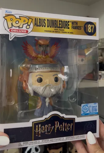 Funko Pop Albus Dumbledore With Fawkes #187 Exclusivo
