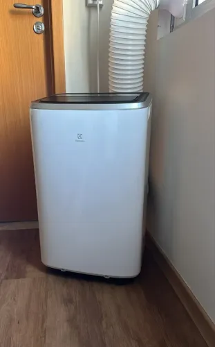 Ar-condicionado Portátil Electrolux 12000 BTUs