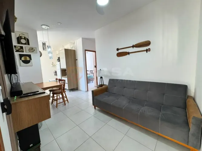 Apartamento com 2 quartos, 1 vaga, 45 m²  Excelente 2 Quartos Quintal Sol da Manhã no