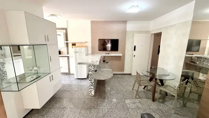 Flat com 60 metros, 2 quartos no Meireles - Fortaleza - CE