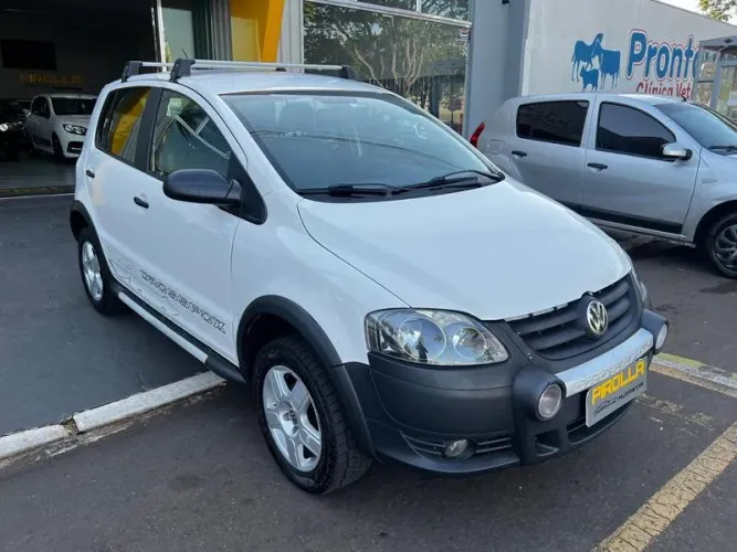 Volkswagen Crossfox 1.6 MI Total Flex 8V 5P 2009