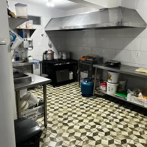 Vendo fábrica de salgados em operação